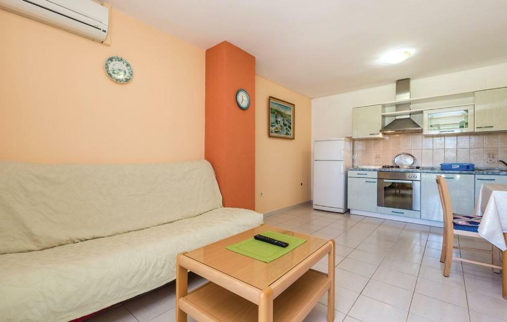 Hause Lupic Apartment Rab Town Exterior photo